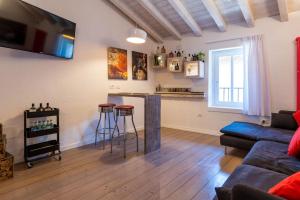 Piero Dry Gin Apartment