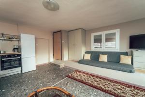 Eptalofos Studio loft