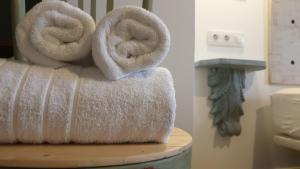 Entreacebedas rural&vacaciones, alojamientos con jardín PRIVADO, barbacoa y chimeneas