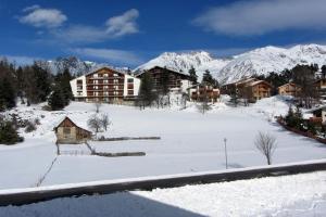 Appartements STUDIO AURON : photos des chambres