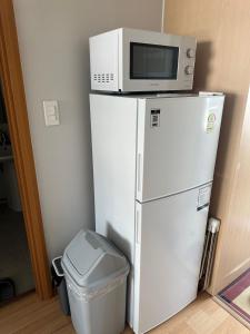 Hongdae Guesthouse 1min from Hongik Uni station Exit #1