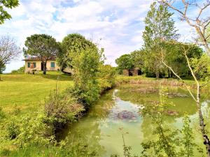 Maisons de vacances Havre de paix & sejour nature a Bruniquel - Maison 6 personnes - 2 chambres doubles : photos des chambres