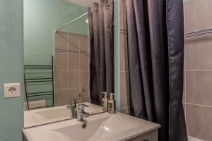 Appartements A contemporary stay near city center : photos des chambres