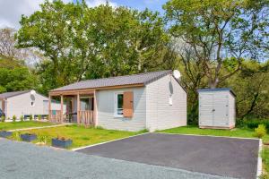 Chalets Calme et serenite a Pont l Abbe : Chalet