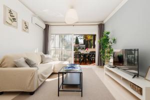 Vacation home in the best location, with terrace and pool in Marbella Center