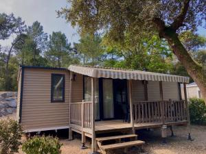 Campings Le Domaine des Pins : photos des chambres