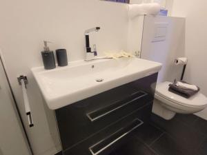 Vista dolce - Wohnung mit fabelhaftem Blick über die Dächer von Brissago