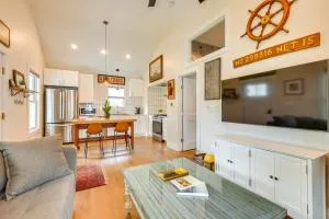 Modern Solomons Cottage Rental - Walk to Island! - Piney Point