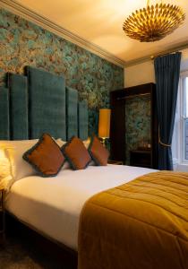 Intimate Double room in Number 31