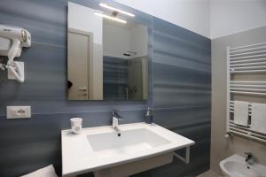 B&B AlMare