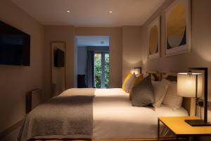 Plush Twin room in Number 31
