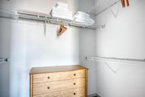 Playa Vista 2br w gym pool near beach LAX-1043