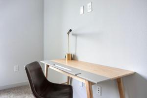 Playa Vista 2br w gym pool near beach LAX-1043