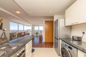 Horizon Bay 1505 by HMH