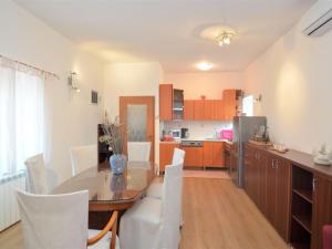 Apartment Franko 2 by Interhome 