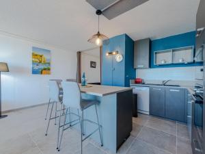 Apartment Les Argonautes-4 by Interhome