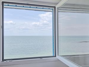 Maisons de vacances Holiday Home Charme de la plage du Moulin by Interhome : photos des chambres
