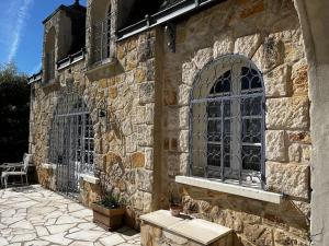 Maisons de vacances #Grande Villa a Cublac #Vue, Terrasses et Jardins : photos des chambres