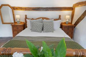 Local Walks Pub Gardens Pet Friendly Landscaped Gardens and Free Private Parking