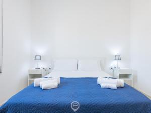 Sandy Retreat, Beachside Apartment with Terrace img27