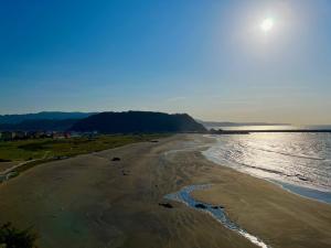 Playa Los Quebrantos. Beach and Surf. PRIMERA LÍNEA