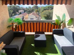 Appartement climatisé design au cœur de St-Aygulf à 200 metres la mer