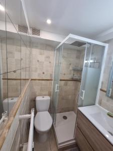 Appartement climatisé design au cœur de St-Aygulf à 200 metres la mer