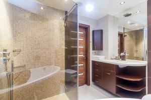 Central Apartment in Gedimino Av by URBAN RENT