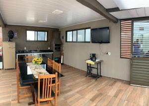 Casa na praia de itapirubá próximo ao mar