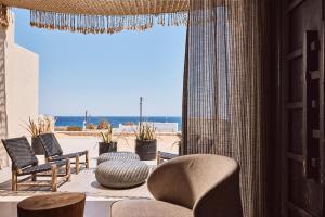 Serenity Suite Milos