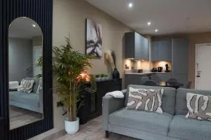 M1 Townhouse - Free Parking & Central Manchester - 阿什顿下安林恩