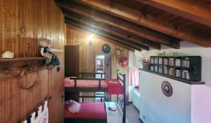 Charming Mountain Hut on Grigna Mountain - Como Lake