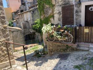 VILLA MONTEBELLO - TERRASSE ET VUE MER