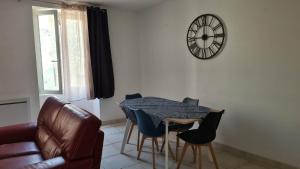 Maisons de vacances Appartement2 entre Nimes-Avignon-Arles : photos des chambres