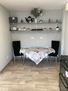 Junes cosy apartment - Lisacul