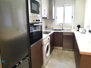 Newly renovated Two Bedrooms Apartment in Villa Marina