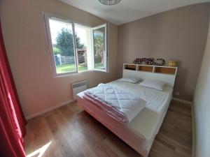 Mimizan Jolie maison moderne avec piscine chauffée 4 Ch et jardin