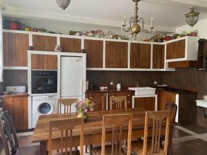 Jeleńczówka Alte Dorfschule