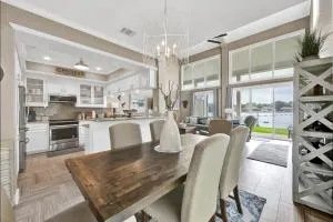 The Lake House - Honea