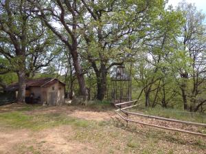 Appartements Cabane sous les Chenes : Maisonnette