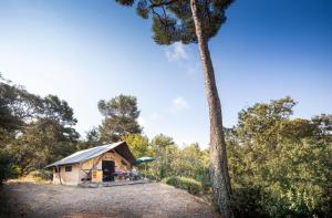 Campings Huttopia Foret de Janas : photos des chambres