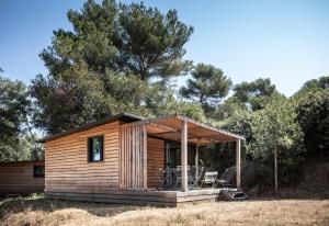 Campings Huttopia Foret de Janas : photos des chambres