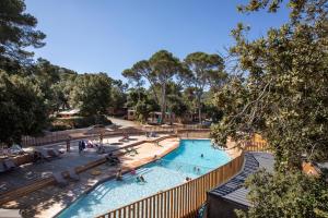 Campings Huttopia Foret de Janas : photos des chambres