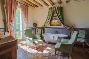 Hotels Chateau Des Briottieres : photos des chambres