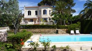 Villas Villa Rima, bottom of villa with sea view and large pool 200m from beaches : photos des chambres
