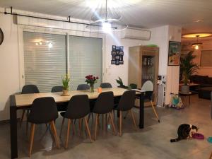 Charmante maison climatisée avec piscine privée