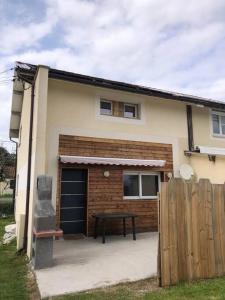 Maisons de vacances Maison chaleureuse, proche de l'ocean : photos des chambres