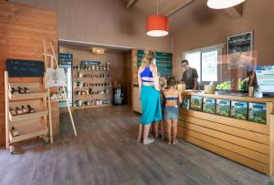 Campings Huttopia Fontvieille : photos des chambres