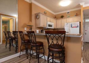 Island Royale 1103 condo