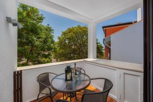 Renovated Vilamoura Penthouse Near Marina & Beach